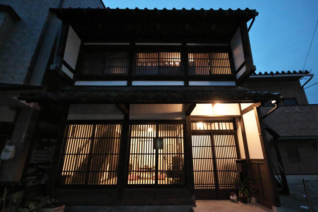 Kanazawa Guest House East Mountain Exterior foto