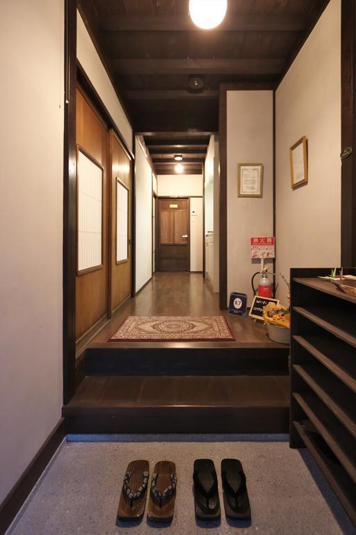 Kanazawa Guest House East Mountain Exterior foto